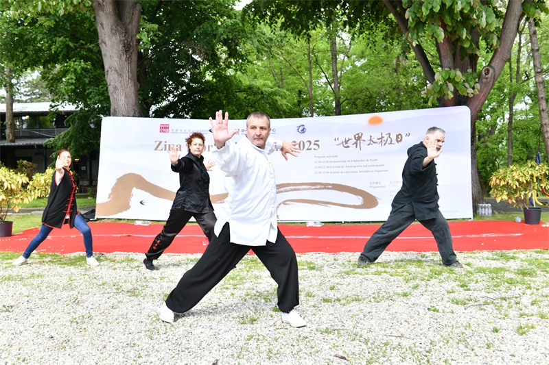 活動(dòng)現(xiàn)場(chǎng)。傅永山攝影。