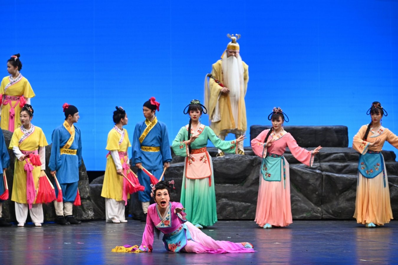 《七妹與蛇郎》演出劇照。國家大劇院供圖