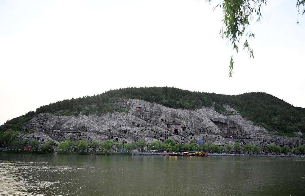 這是近日拍攝的洛陽(yáng)龍門(mén)石窟。新華社記者 李嘉南 攝